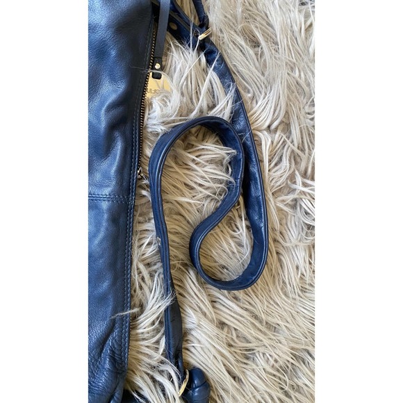 Pullicati Women's Soft Italian Leather Single Strap Zip Large Navy Blue - Picture 11 of 12